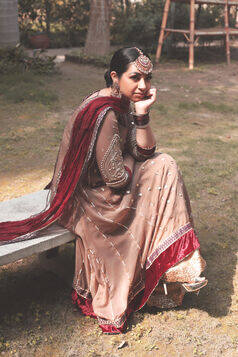 Sunehri kalidar - Rabia B