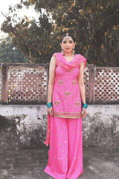 Gulabi - Rabia B